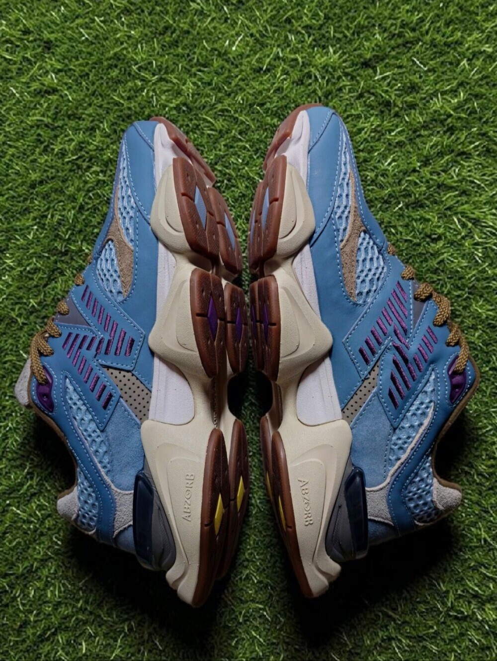 New Balance 9060 x Bodega Age of Discovery Size 11 No Box - Picture 2 of 6